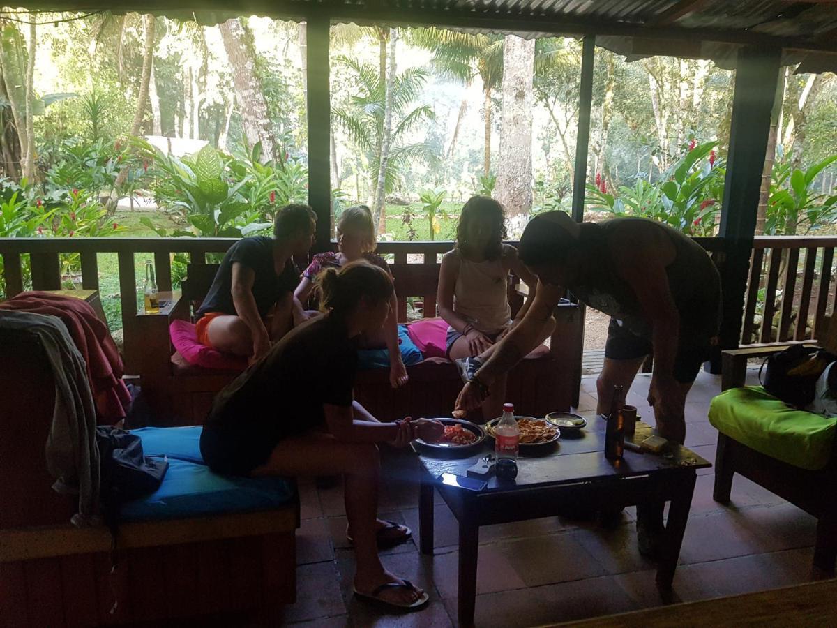 Nawal Hotel ลังกิน ภายนอก รูปภาพ
